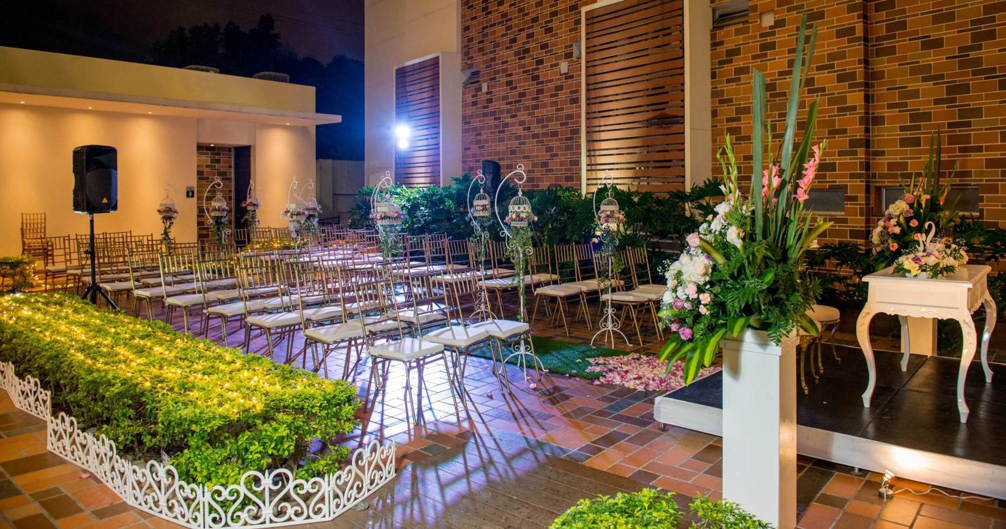 Casablanca Hotel 4*
